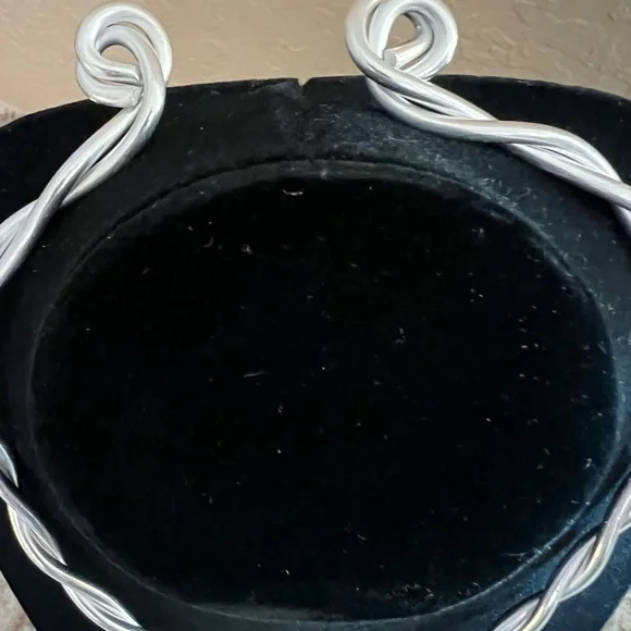 Jeff Lieb Silver Swarovski Pendant Necklace - Picture 3 of 6